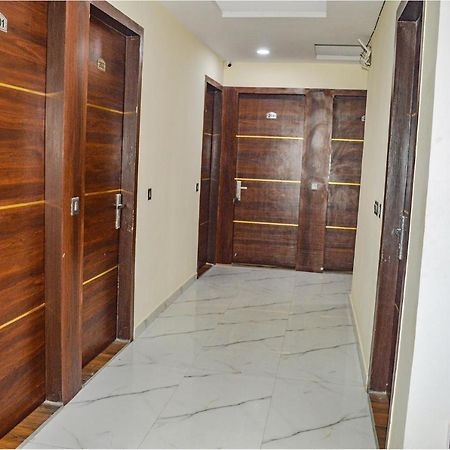 Fabhotel The Golf Inn Noida Extérieur photo