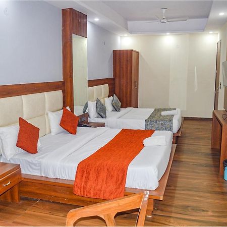 Fabhotel The Golf Inn Noida Extérieur photo
