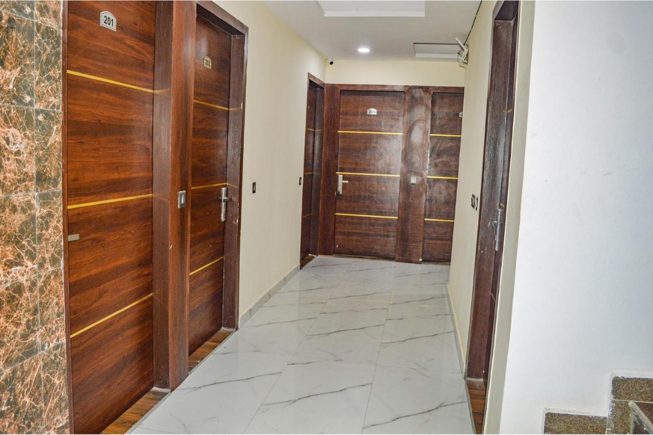 Fabhotel The Golf Inn Noida Extérieur photo