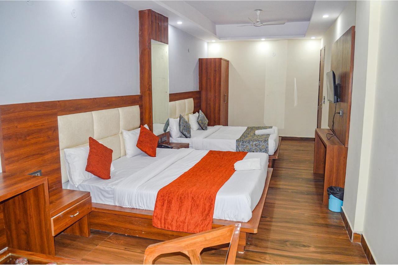 Fabhotel The Golf Inn Noida Extérieur photo