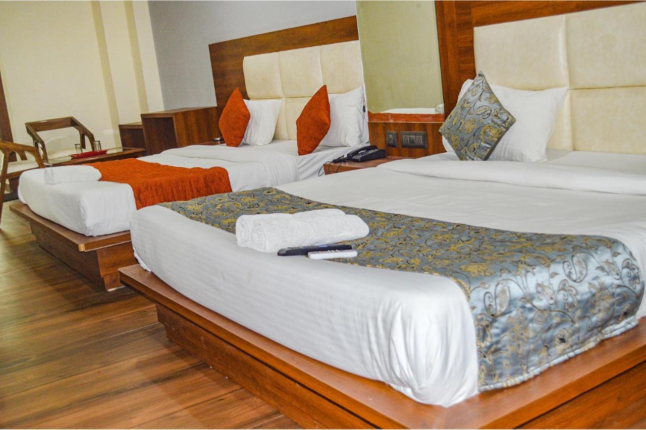 Fabhotel The Golf Inn Noida Extérieur photo